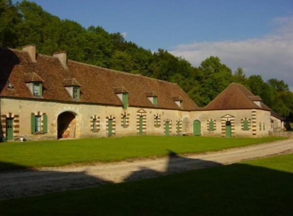 Chateau De Beaujeu Sens-Beaujeu Exteriér fotografie